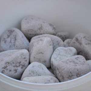 Камень белый кварцит Горячий лёд 20 кг (ведро)